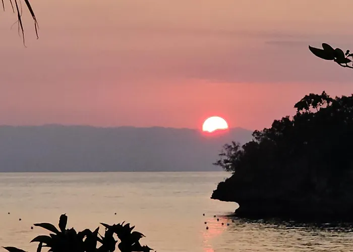 Dapdap Shorelines House 3*