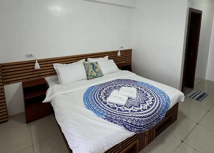Dapdap Shorelines House